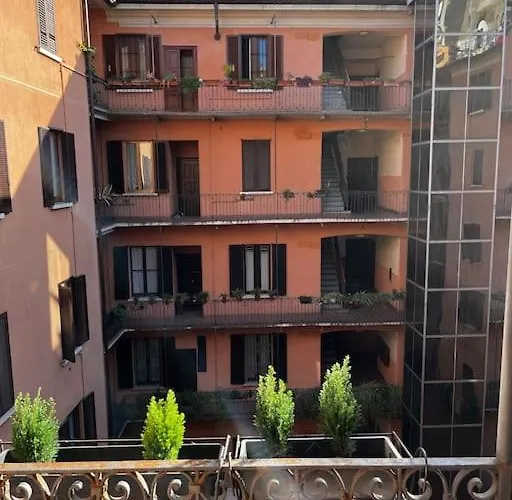 Casa Milá De Angeli, Fiera, San Siro